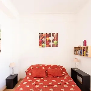 nice-center-bright-studio-balcony-wifi-aircon.fr-provencehotel.com/
